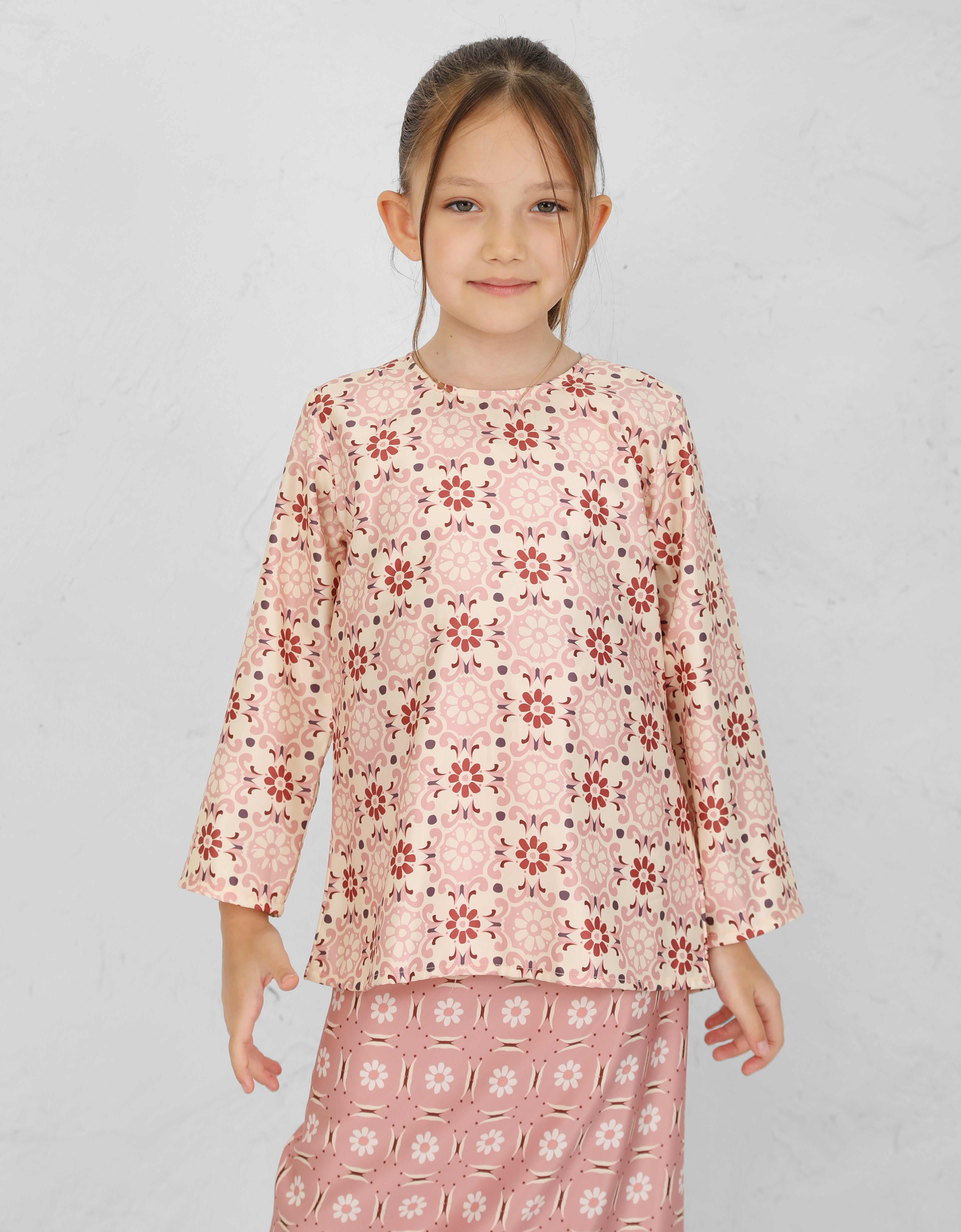 KIDS BAJU KURUNG KEDAH KINSLEE (CARNATION PINK)