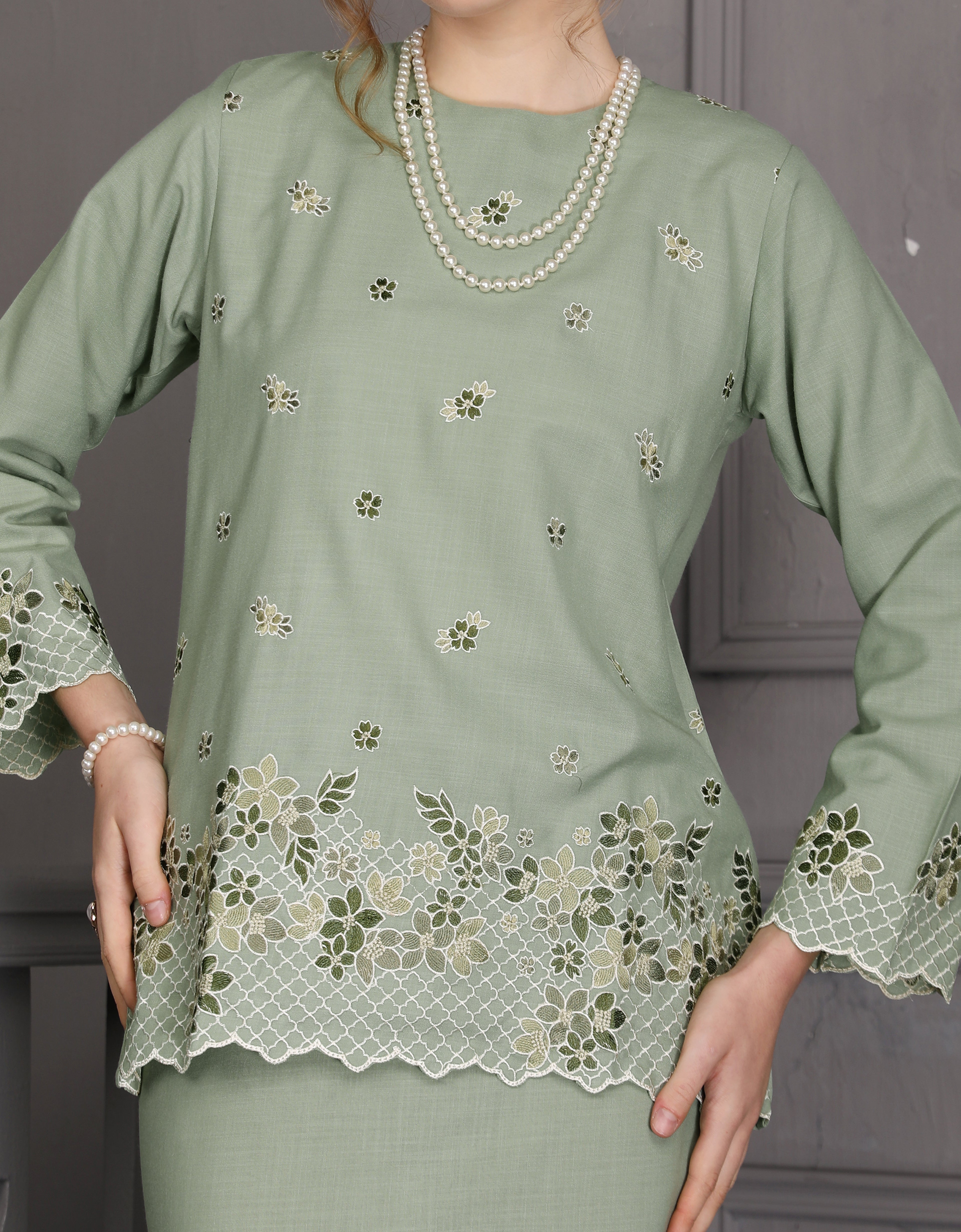 BAJU KURUNG KEDAH AVELINE (TENDRIL GREEN)