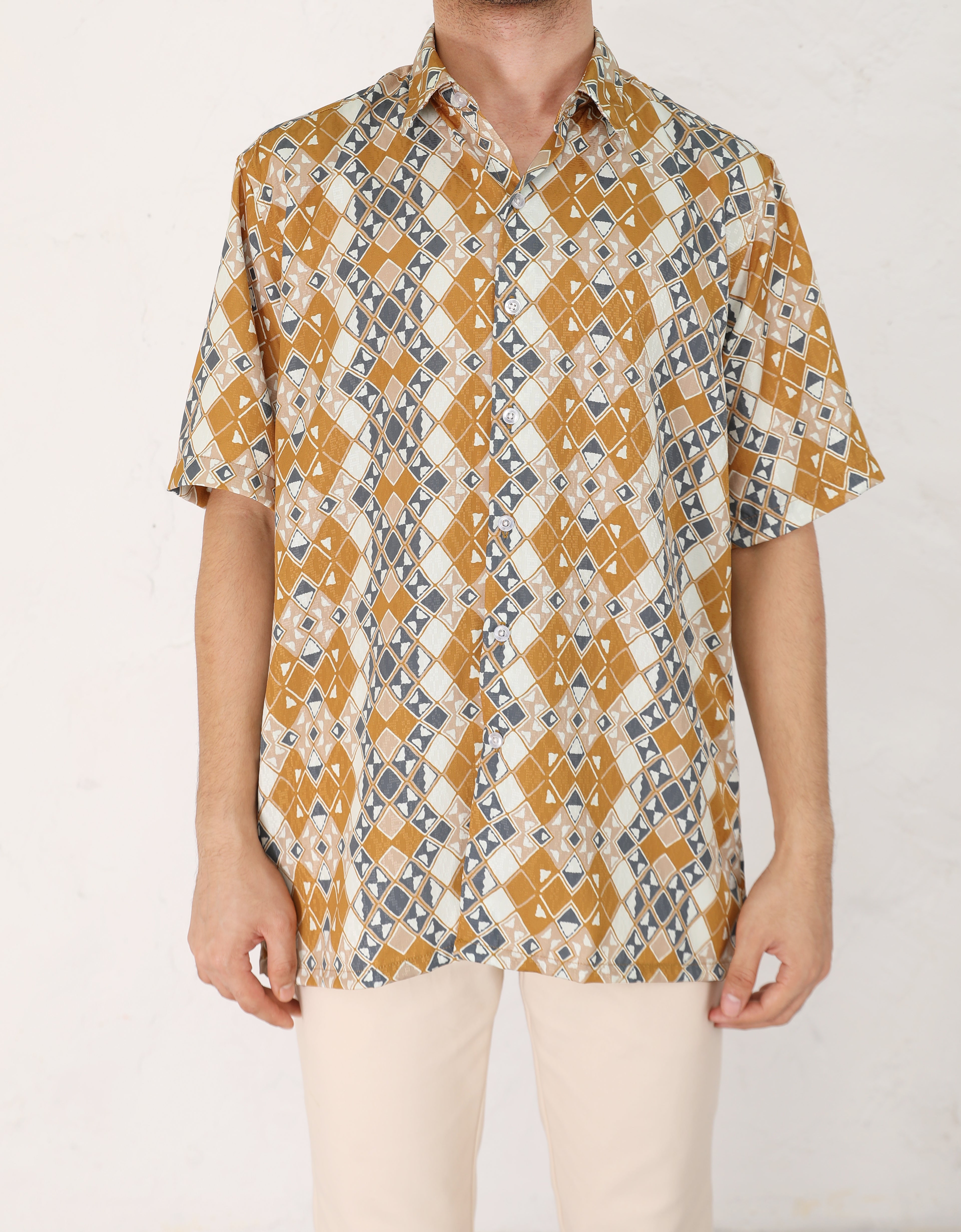 AHYAN SHIRT S/S (R/FIT) (GOLDEN ROD)