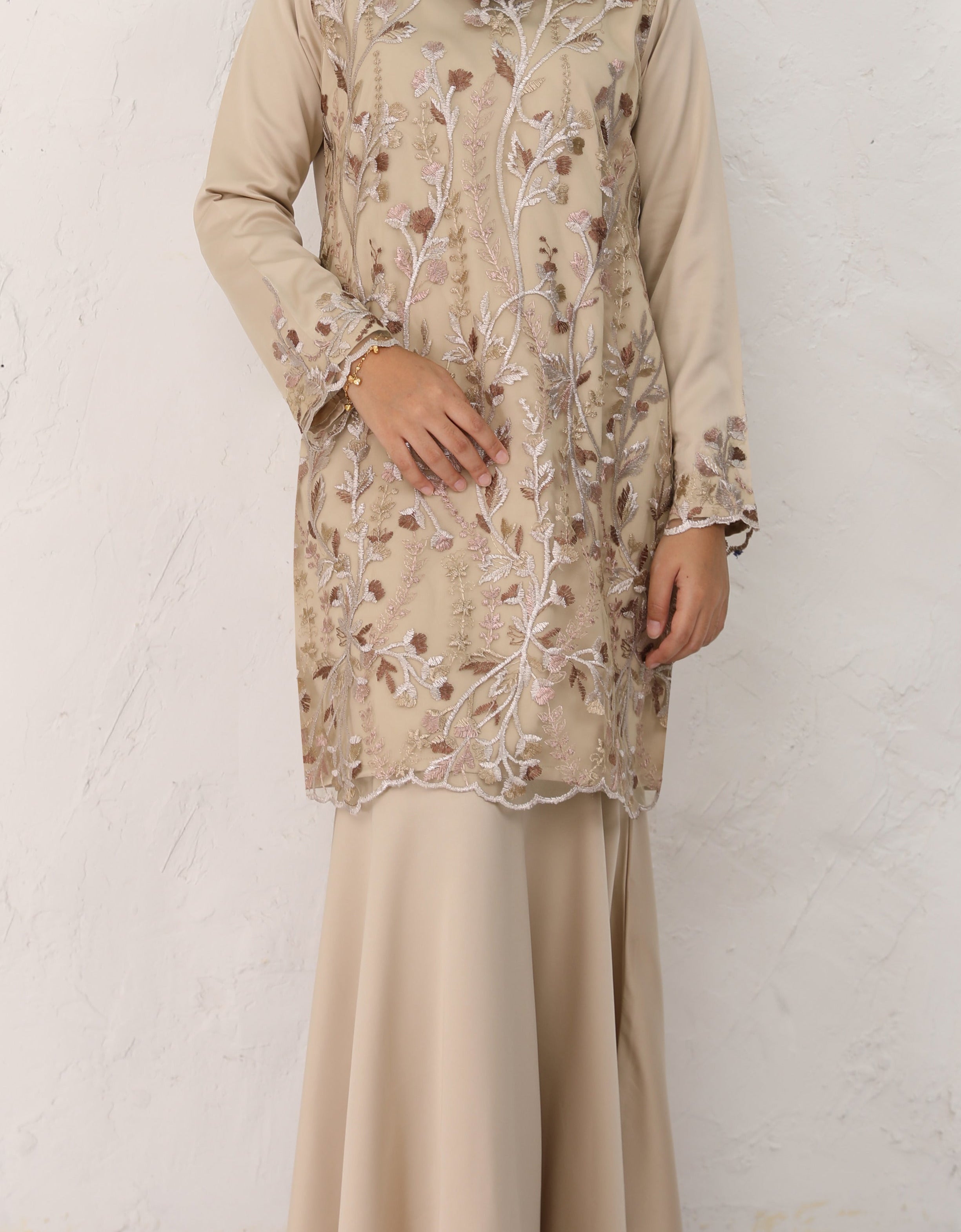 BAJU KURUNG MODEN KAELANI (TORTILLA)
