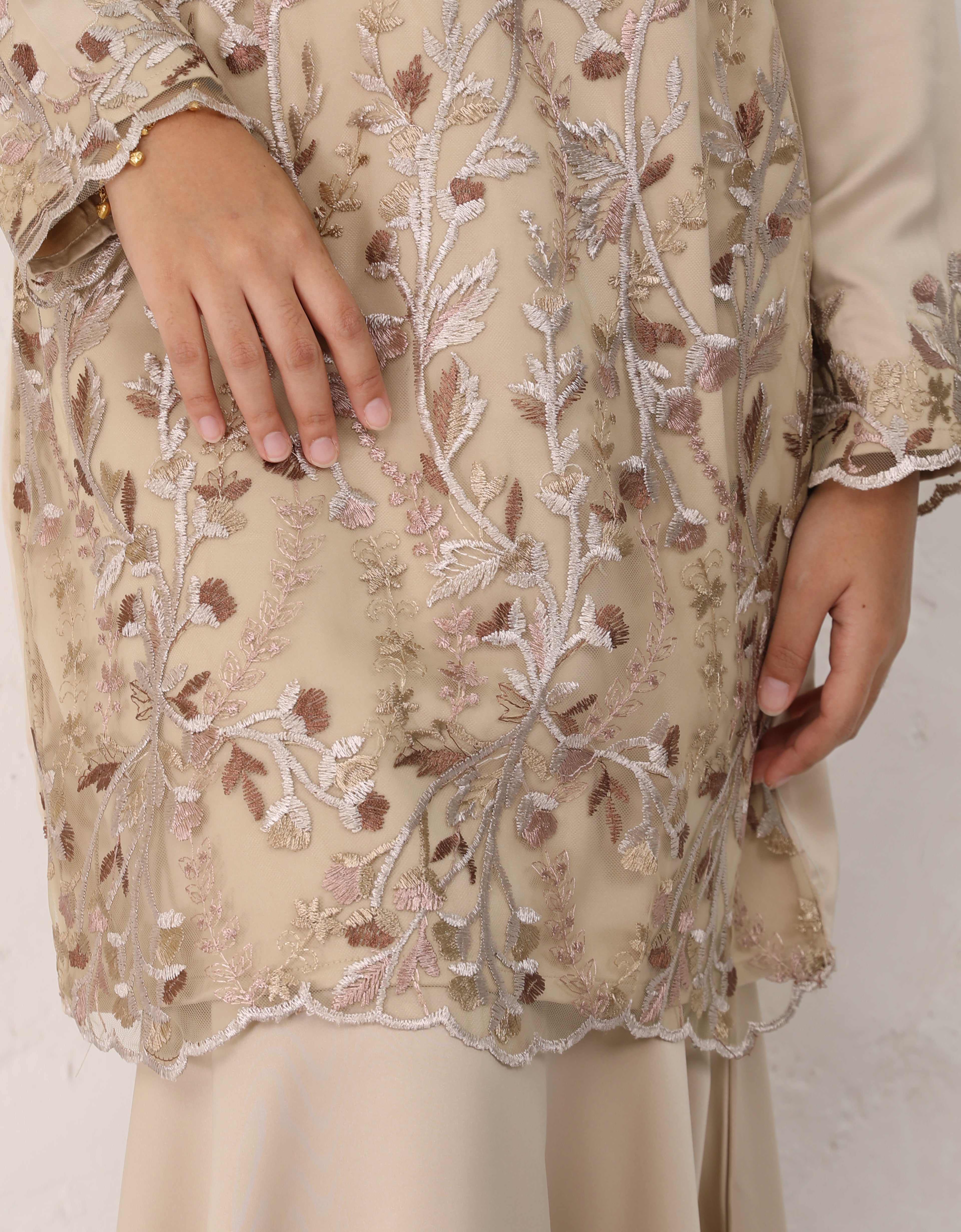 BAJU KURUNG MODEN KAELANI (TORTILLA)