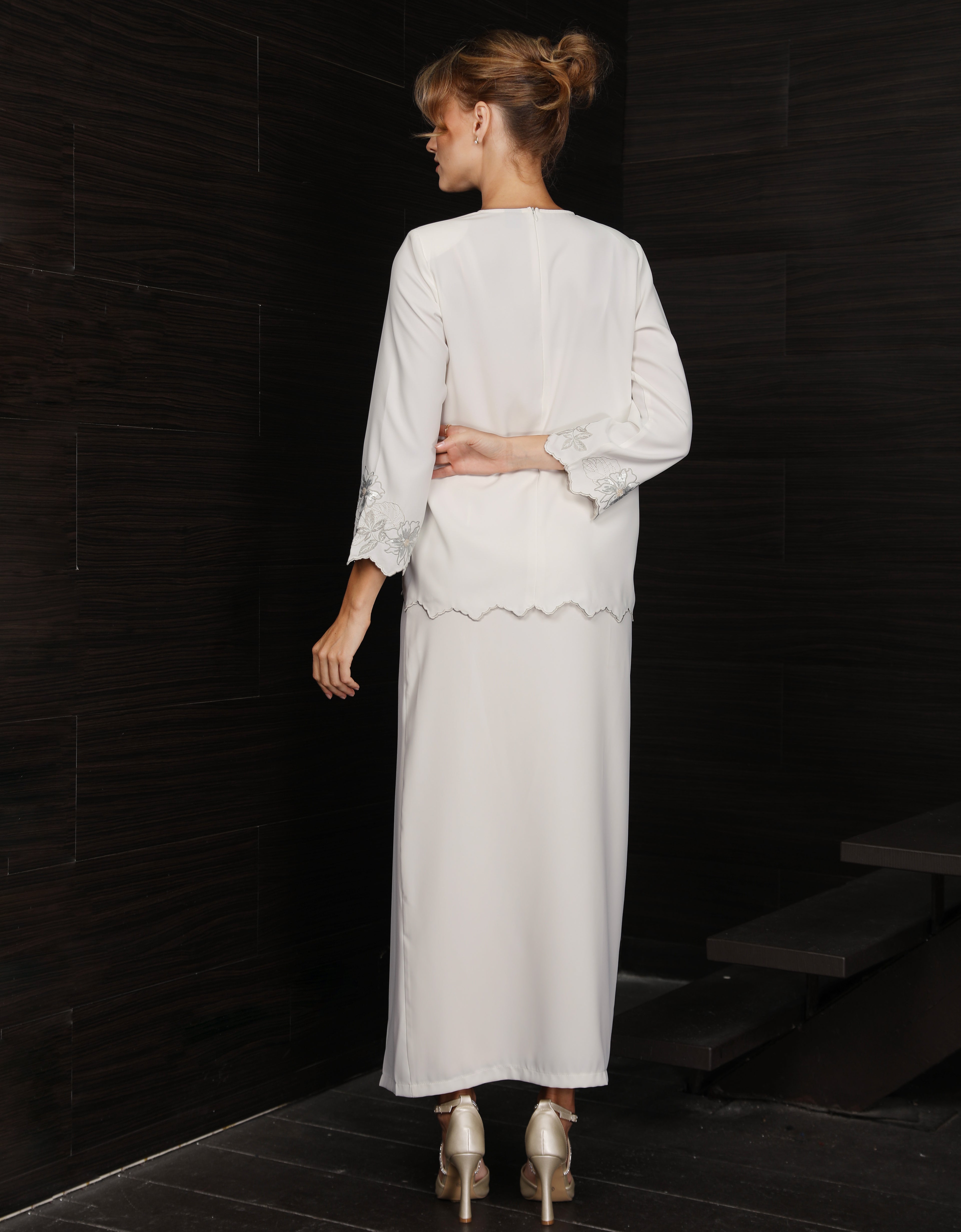 BAJU KURUNG KEDAH CHALINA (OFF WHITE)