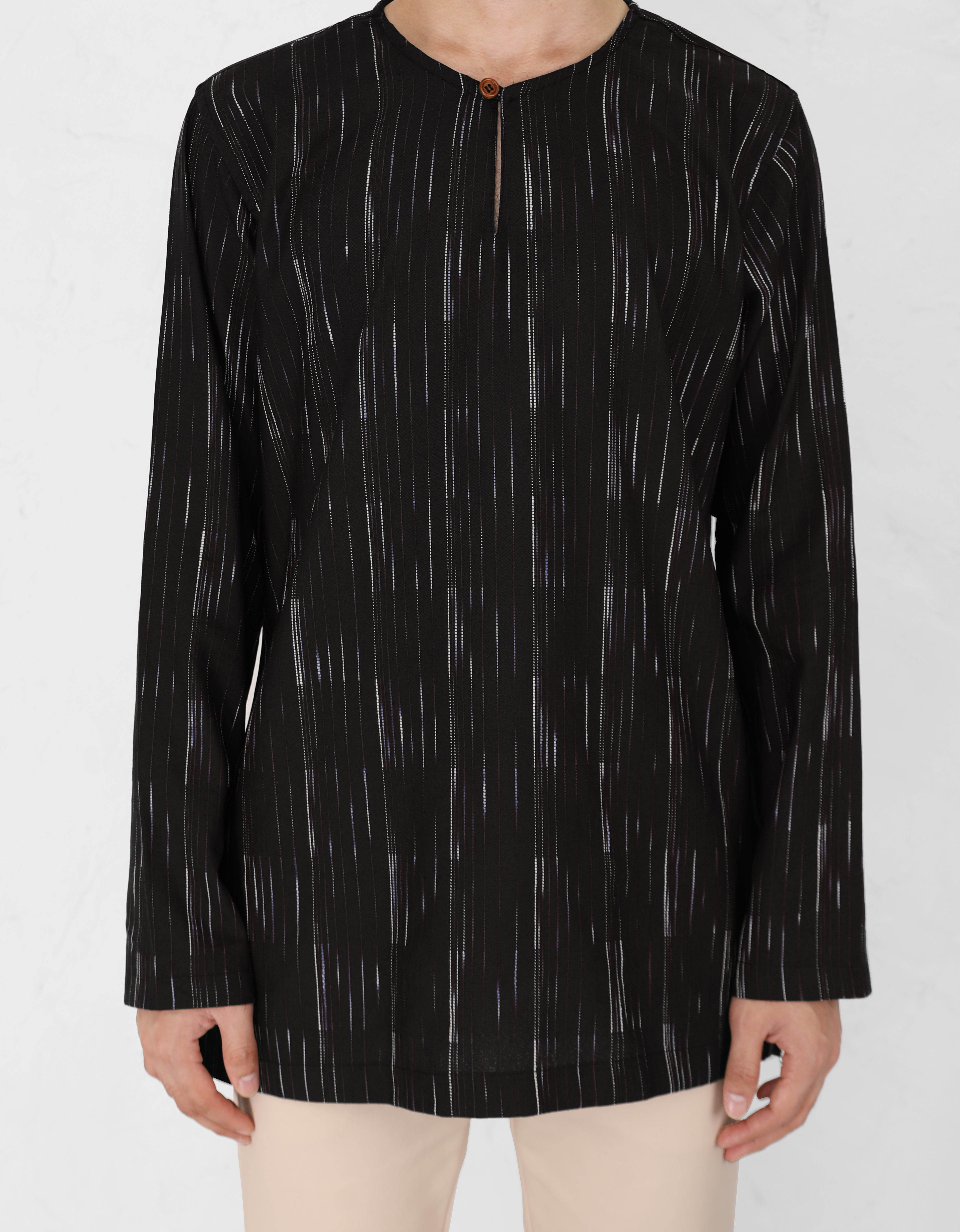 KURTA DARUNA L/S (BLACK)