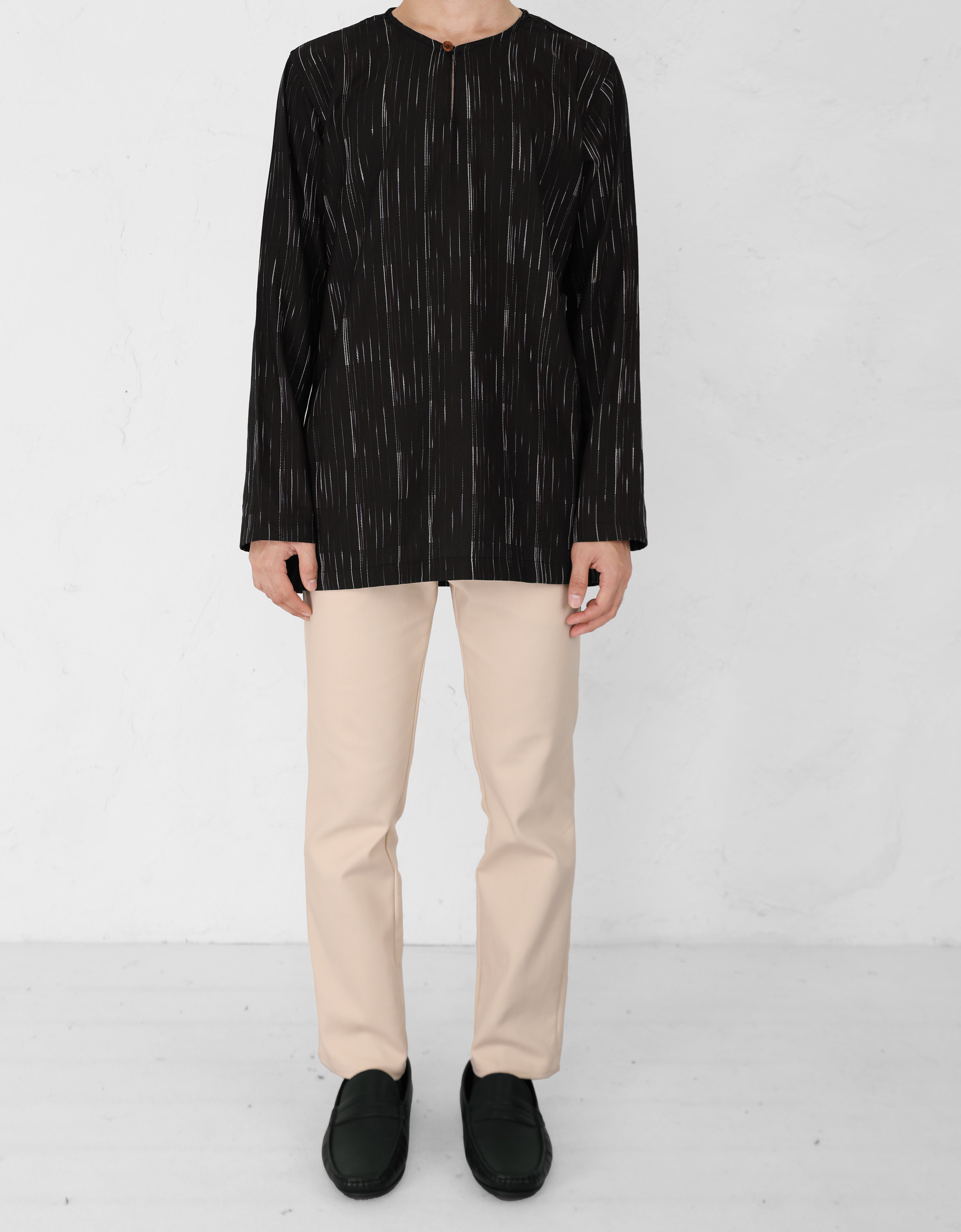 KURTA DARUNA L/S (BLACK)