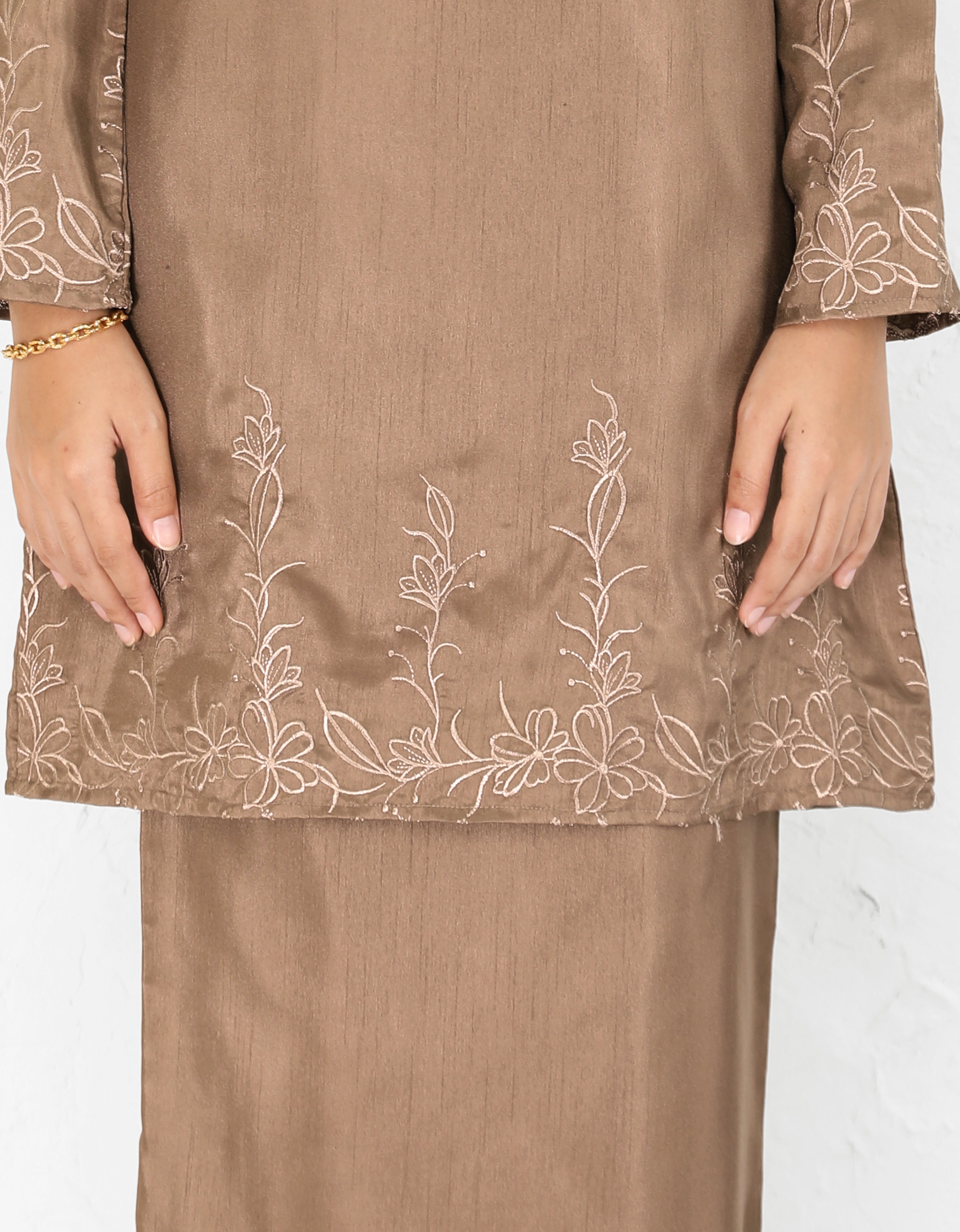 BAJU KURUNG PAHANG MODEN FIANNA (MOCHA)