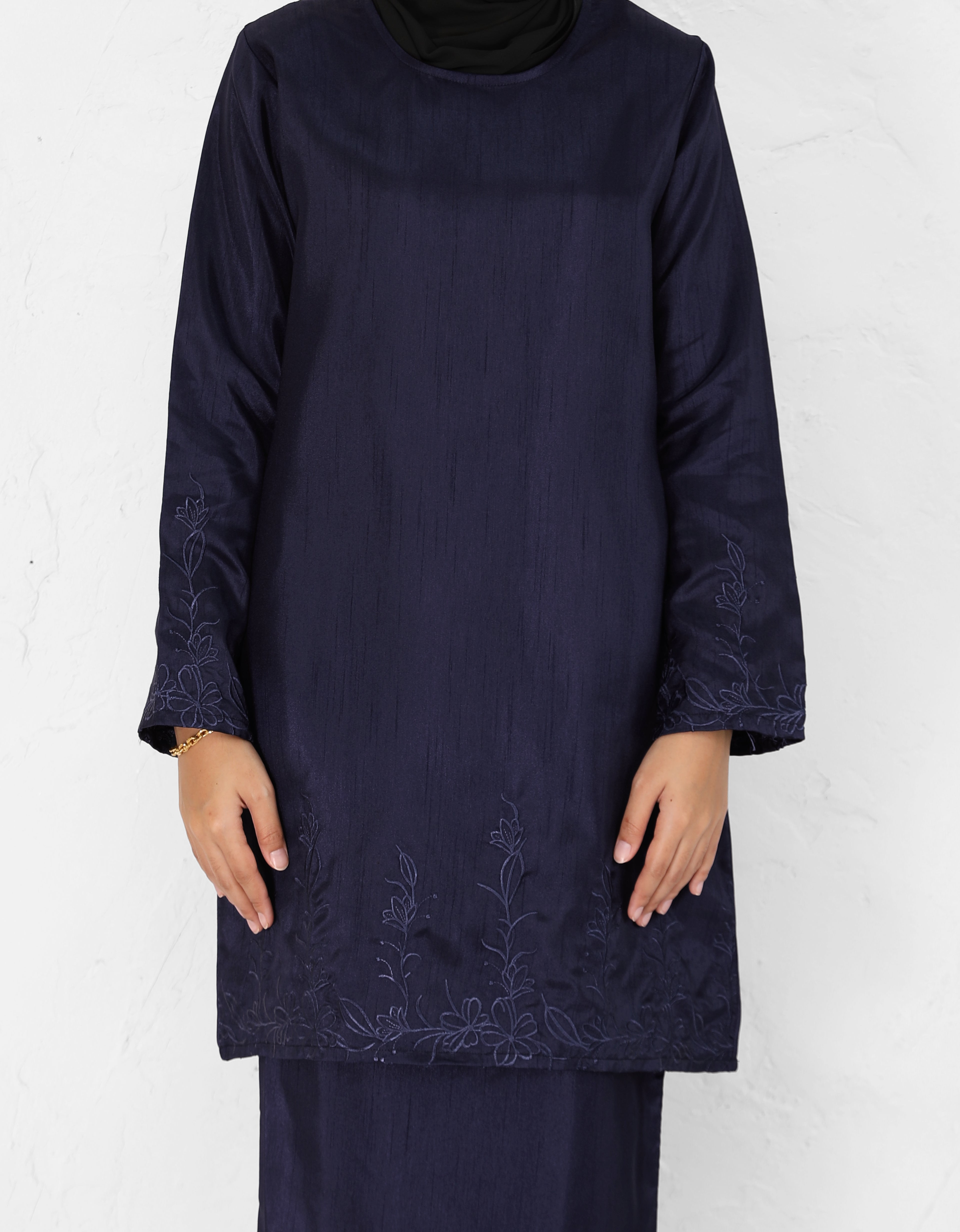 BAJU KURUNG PAHANG MODEN FIANNA (NAVY BLUE)