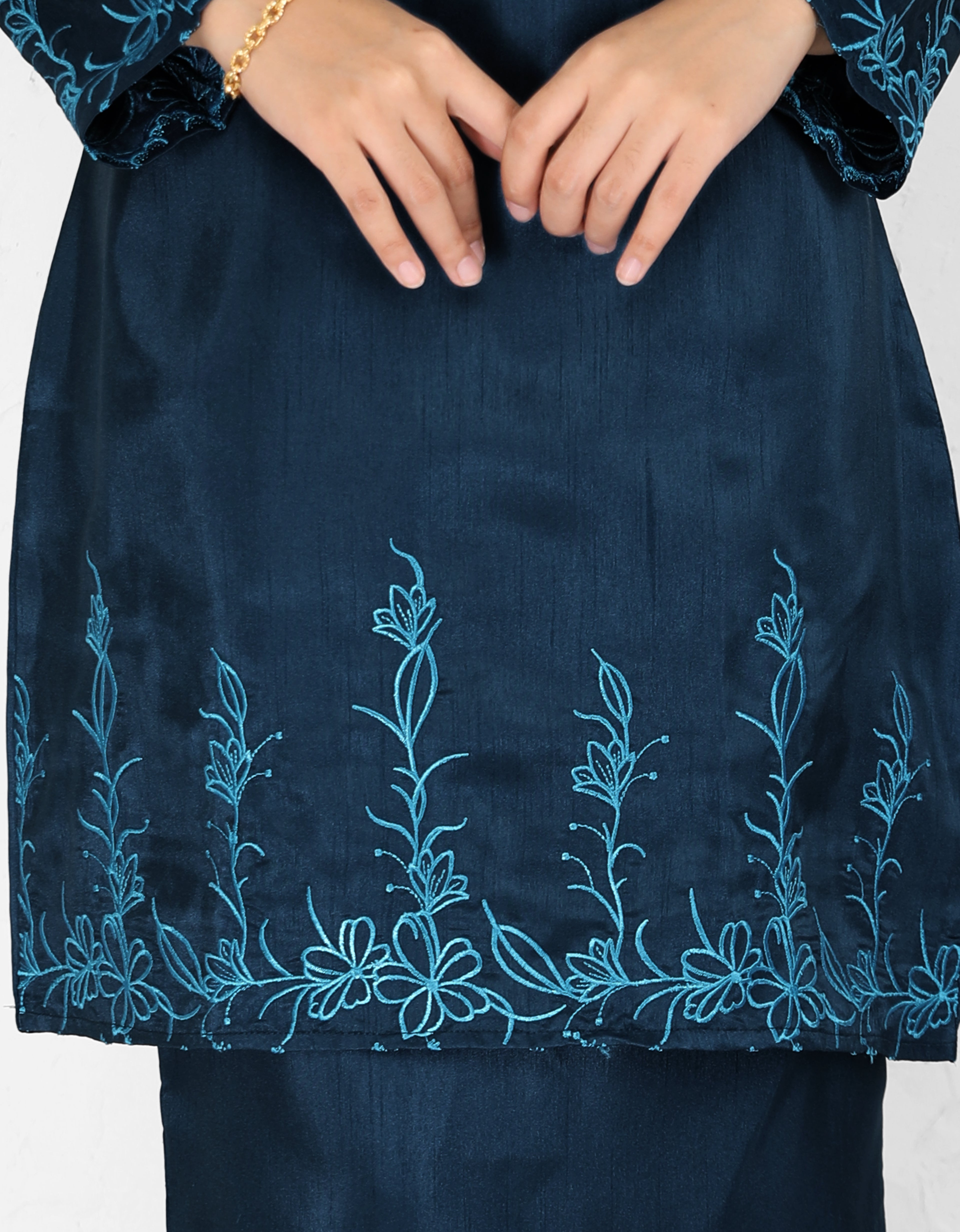 BAJU KURUNG PAHANG MODEN FIANNA (TEAL BLUE)