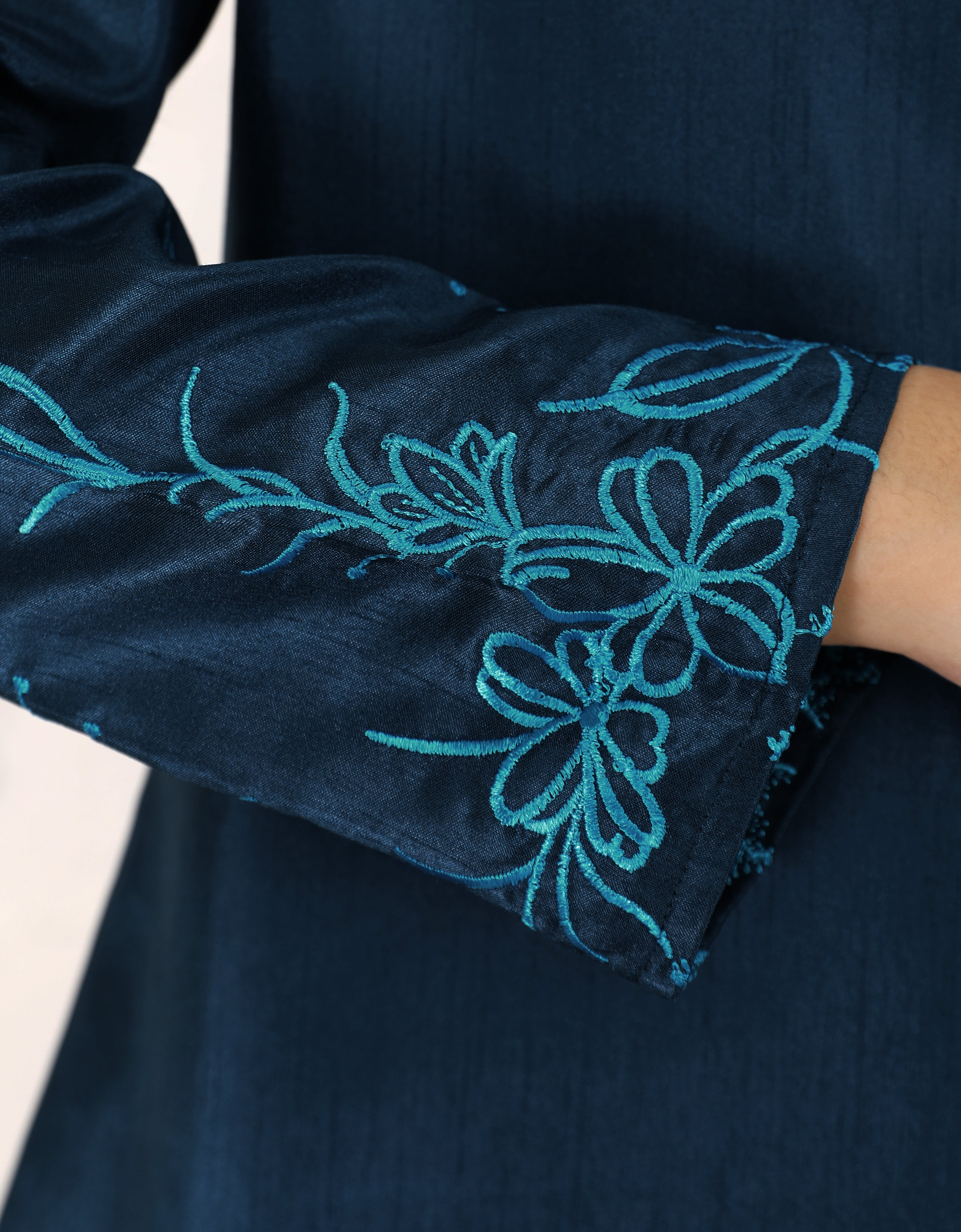 BAJU KURUNG PAHANG MODEN FIANNA (TEAL BLUE)