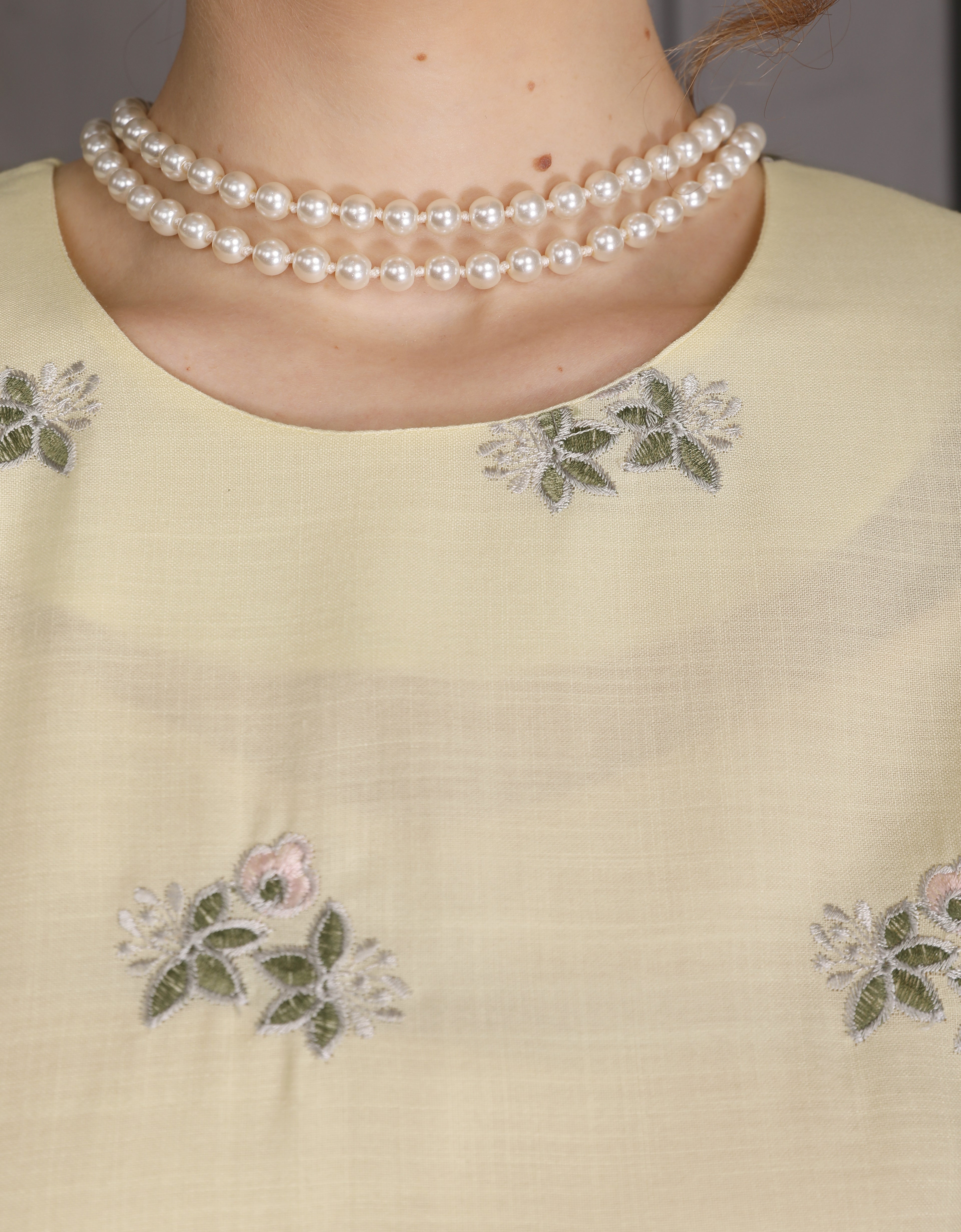 BAJU KURUNG PAHANG MODEN KAELIN (SWEET YELLOW)