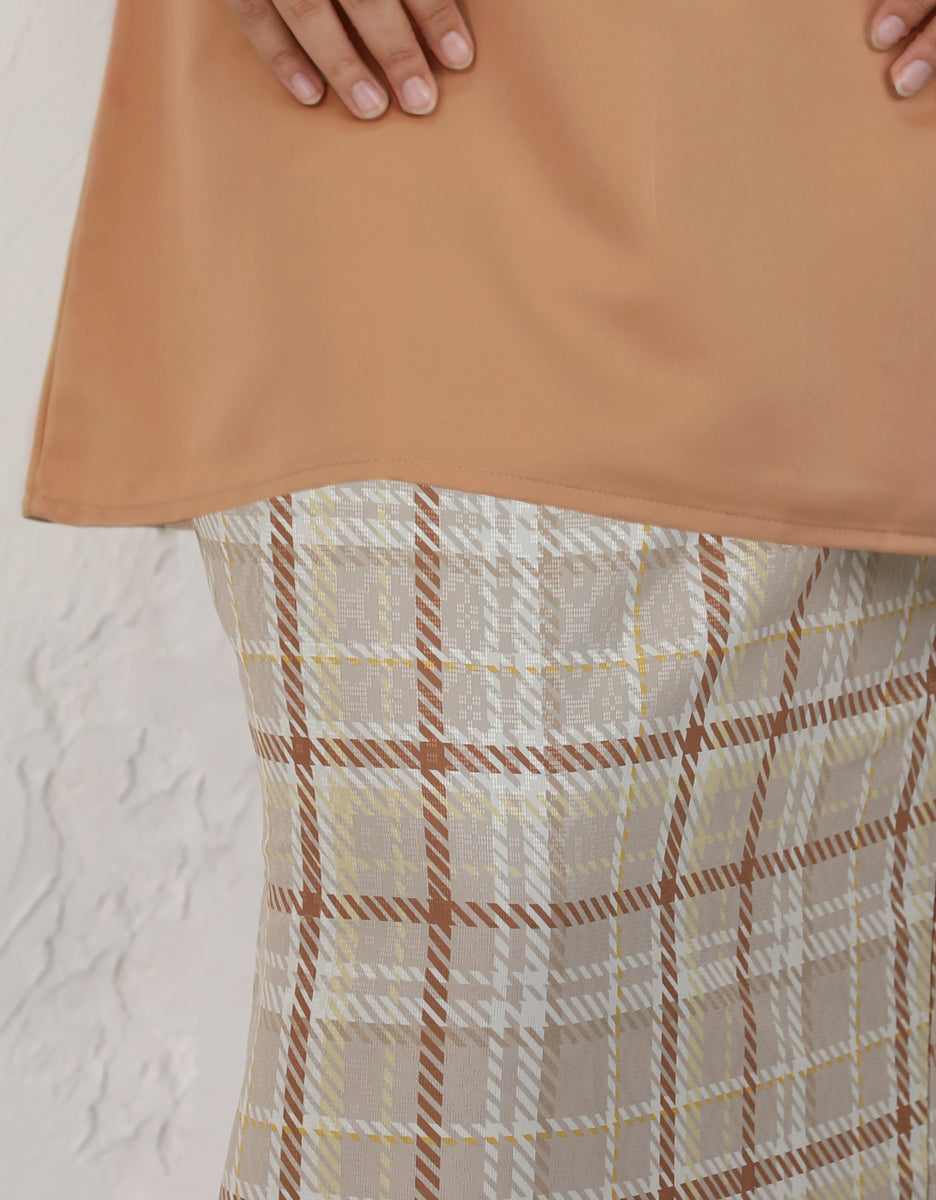 Moden Colorists BAJU KURUNG MODEN KARINA (BROWN) – GIO FABRICS