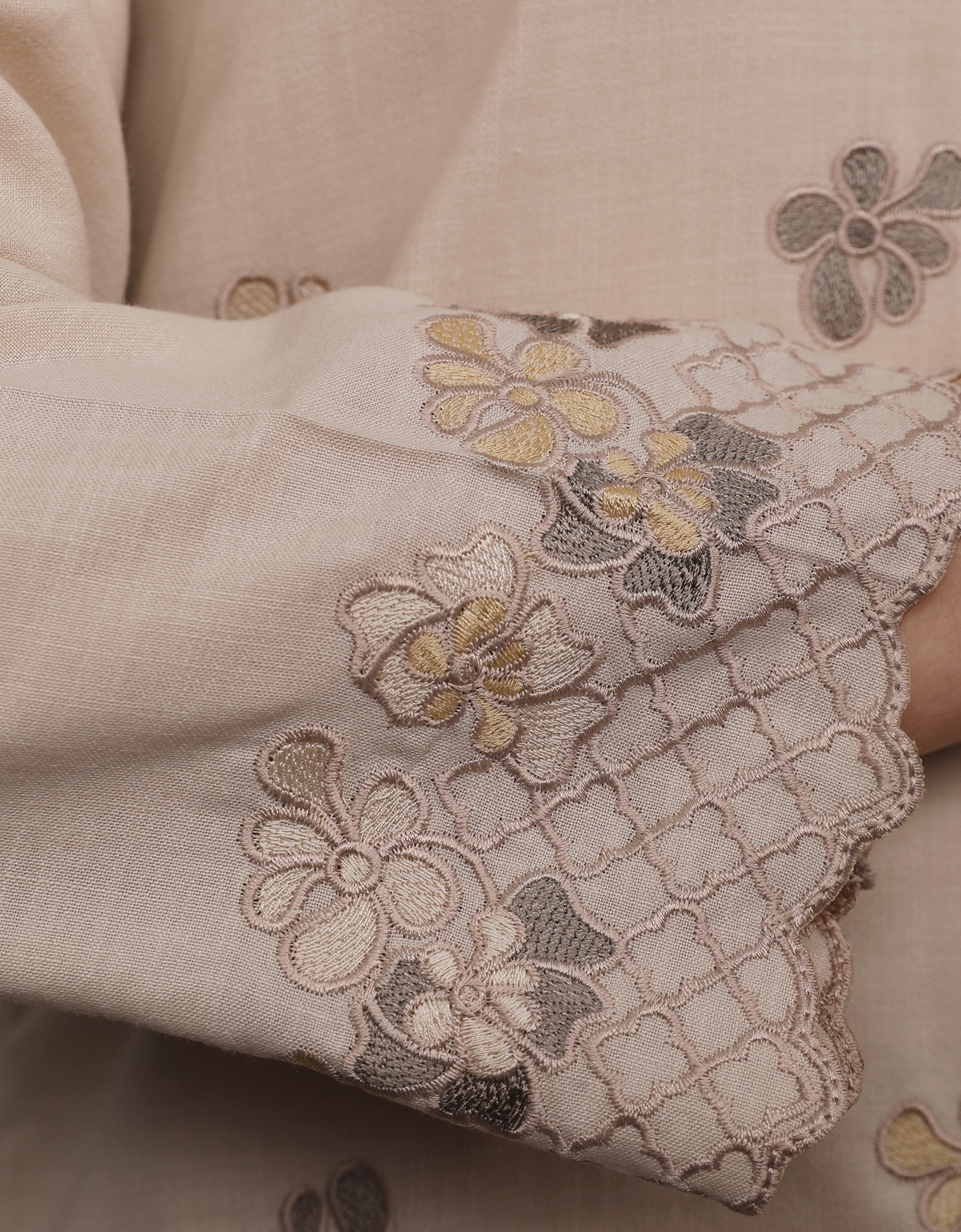 KIDS BAJU KURUNG PAHANG MODEN LETTIE (CHAMPAGNE)