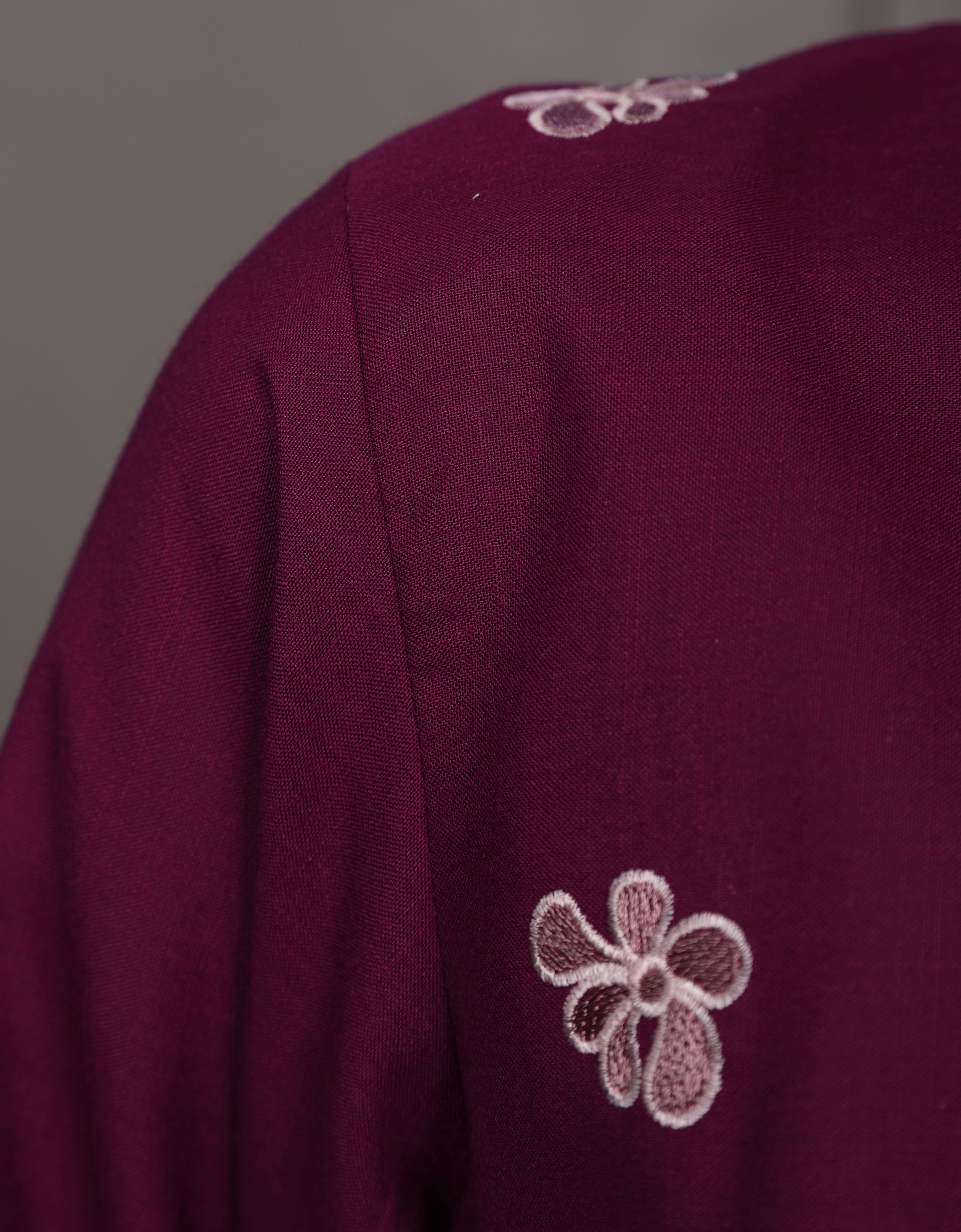 BAJU KURUNG PAHANG MODEN LETTIE (BURGUNDY)